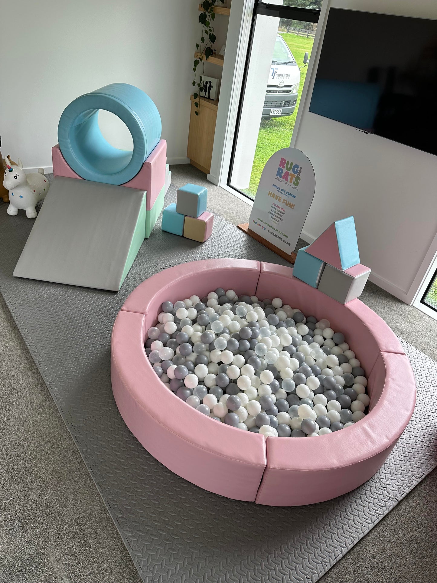 Mini Bundle - PINK BALL PIT